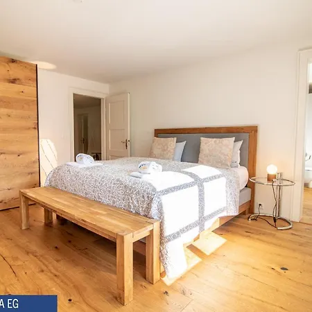 Pradella By シャレー アローザ