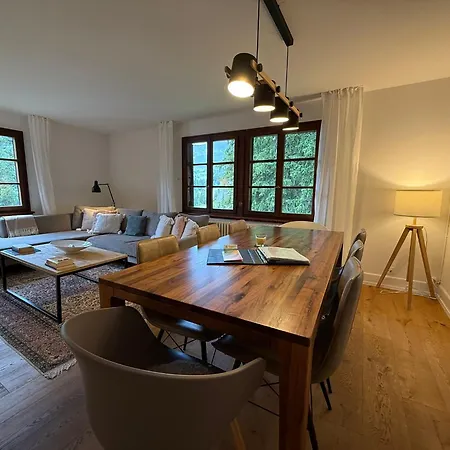 Pradella By シャレー アローザ